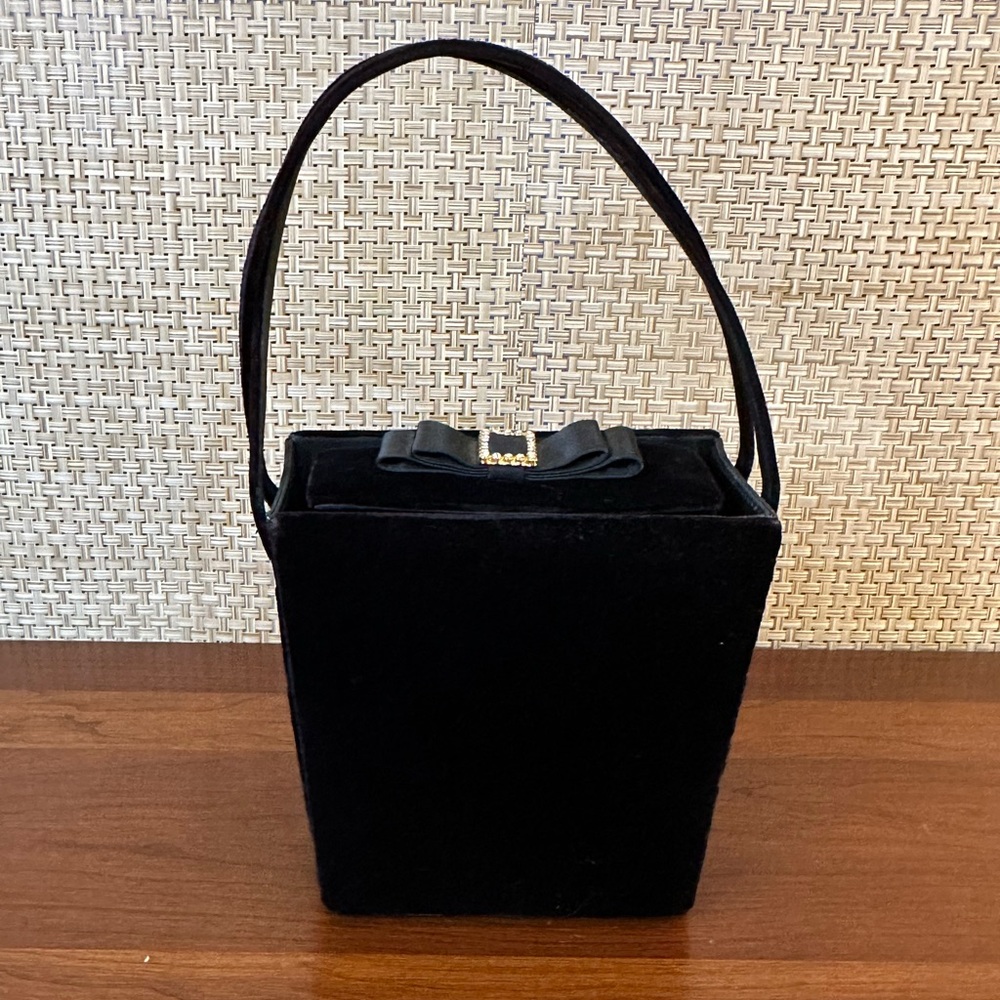 🌟HP🌟VTG 1980s-90s Black Velvet Structured Tote by Marico
